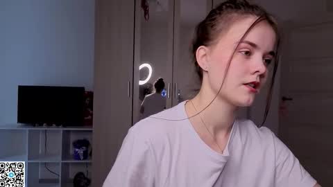 Snapshot of dangerouss_lady chatting on September 14, 8:02 am Eva online show from September 14, 8:02 am