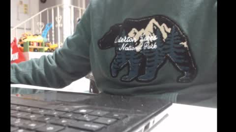 Snapshot of dani_alpina chatting on January 11, 2:36 pm dani_alpina online show from January 11, 2:36 pm