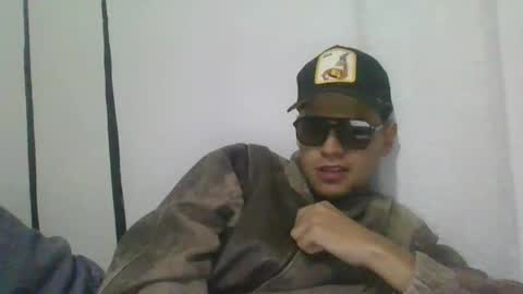 Snapshot of dani_daniel656119 chatting on March 26, 11:16 am dani_daniel656119 online show from March 26, 11:16 am