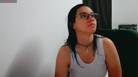 dani y jocelyn online show from February 6, 8:56 pm