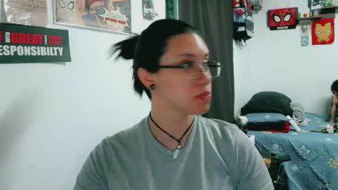 dani y jocelyn online show from April 27, 7:12 pm