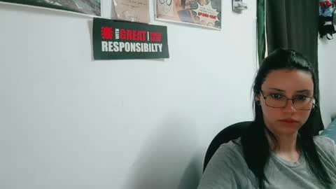dani y jocelyn online show from April 29, 7:53 pm