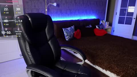 dani_kittys online show from September 21, 7:10 am