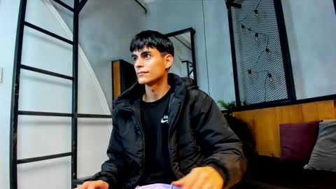 Snapshot of dani_mc chatting on November 28, 11:46 am dani_mc online show from November 28, 11:46 am