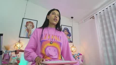   online show from April 27, 12:58 pm