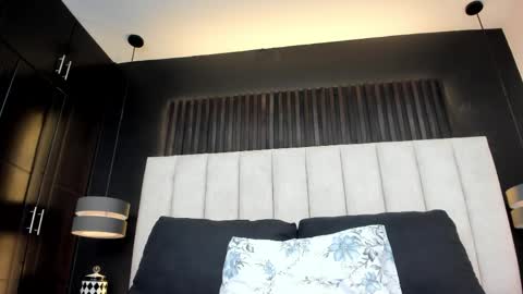 Snapshot of dania_moore_ chatting on May 30, 7:55 pm JANE online show from May 30, 7:55 pm
