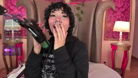 Snapshot of danicollinn chatting on January 8, 1:13 pm Daniela online show from January 8, 1:13 pm