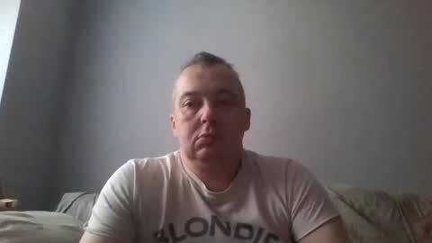 Snapshot of daniel0028 chatting on October 2, 10:55 am dan online show from October 2, 10:55 am