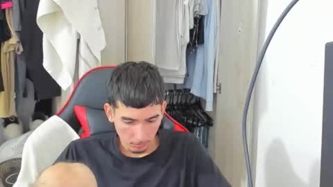 Snapshot of daniel_443 chatting on September 9, 4:12 am DANIEL online show from September 9, 4:12 am