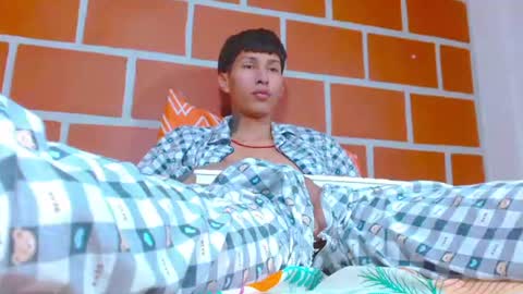 Snapshot of daniel_deluxx chatting on June 11, 2:53 am daniel_deluxx online show from June 11, 2:53 am