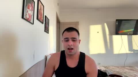 Snapshot of daniel_ice chatting on July 16, 5:19 pm Daniel online show from July 16, 5:19 pm