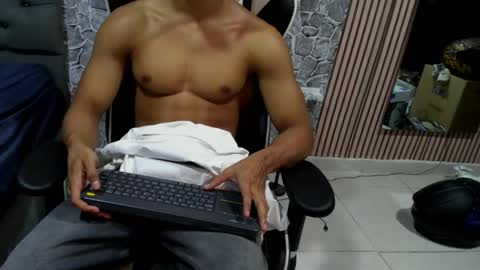 daniel_leconte online show from February 5, 8:19 am