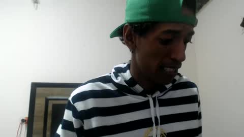 Snapshot of daniel_long_cock chatting on October 7, 10:07 pm Daniel online show from October 7, 10:07 pm