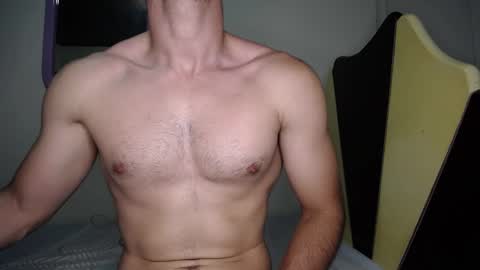 Snapshot of daniel_ny_ chatting on February 13, 9:27 pm Dani online show from February 13, 9:27 pm