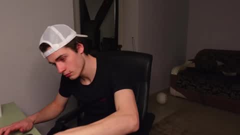 Snapshot of daniel_shawn chatting on February 7, 9:51 pm DANIEL SHAWN online show from February 7, 9:51 pm