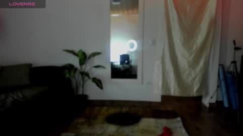 Dani  online show from February 16, 5:09 pm