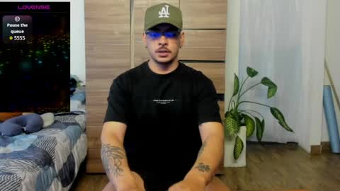 Dani  online show from May 4, 6:48 pm