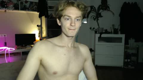 Snapshot of daniel_yumm chatting on May 30, 10:56 am Daniel online show from May 30, 10:56 am