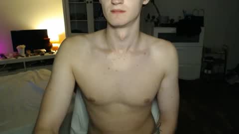 Snapshot of daniel_yumm chatting on July 9, 5:06 pm Daniel online show from July 9, 5:06 pm