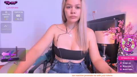 Snapshot of daniela_beauty chatting on June 18, 7:07 pm daniela online show from June 18, 7:07 pm
