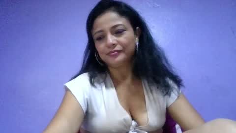 Snapshot of daniela_love1 chatting on May 31, 8:10 pm daniela_love1 online show from May 31, 8:10 pm