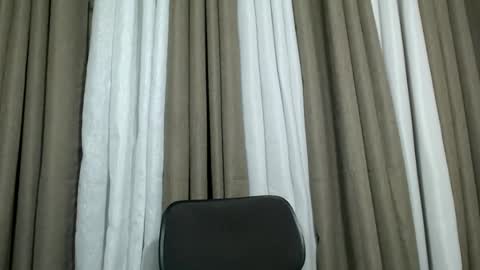 daniela_mondragon online show from February 19, 7:43 pm