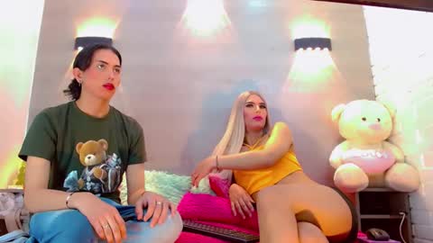 Snapshot of daniela_pink_ chatting on December 15, 8:57 pm daniela_pink_ online show from December 15, 8:57 pm