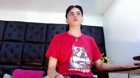 daniela_pink_ online show from February 5, 7:40 pm