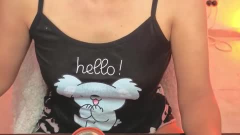 daniela_rivasthl online show from February 7, 5:22 am