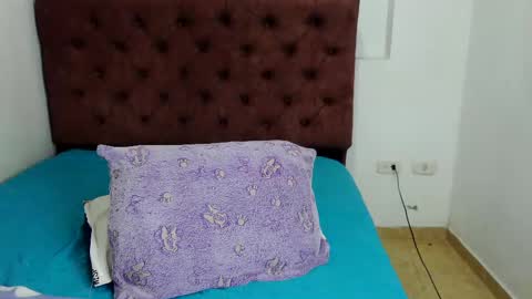 daniela_sexy34 online show from January 20, 6:42 am