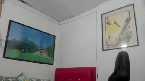 lorena online show from June 12, 7:13 pm