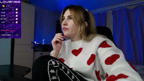 Daniela Cooper online show from February 20, 5:40 pm