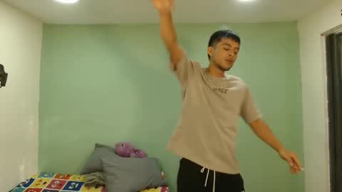 danielitopapii online show from November 26, 10:00 pm