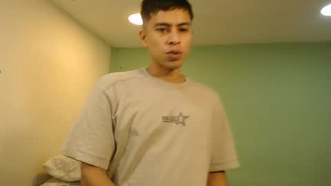 danielitopapii online show from July 1, 1:40 am