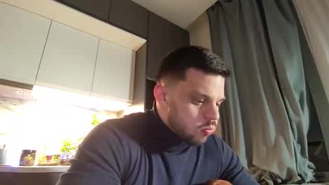 Snapshot of danielkraig_for_u chatting on January 31, 11:47 pm Daniel Kraig online show from January 31, 11:47 pm