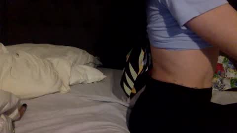 daniellbisous online show from November 29, 9:51 pm