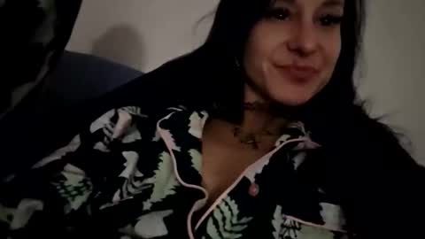 daniellbisous online show from January 17, 12:21 pm