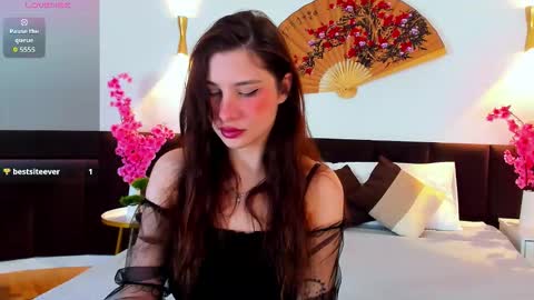danielle_eddwards online show from March 18, 5:54 am