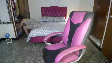 Angie online show from February 26, 3:30 pm