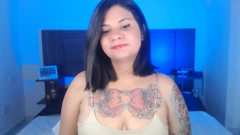 Snapshot of daniellerain chatting on March 6, 10:58 pm daniellerain online show from March 6, 10:58 pm