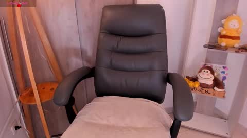 Snapshot of daniellerose_ chatting on November 15, 10:59 pm Danielle Rose online show from November 15, 10:59 pm