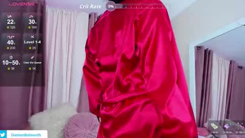 Snapshot of daniellesins2 chatting on December 3, 1:09 pm Danielle online show from December 3, 1:09 pm