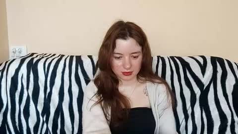 Mia online show from March 5, 7:59 am