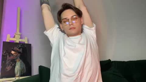 danieltuckerr online show from October 29, 3:25 pm