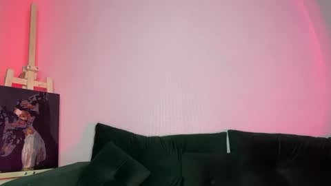 danieltuckerr online show from March 13, 5:30 pm