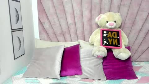 DaniiBelluci  online show from November 30, 3:10 am