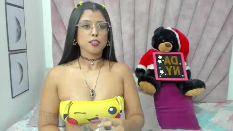 DaniiBelluci  online show from December 2, 3:34 am