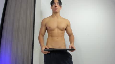 daniisus online show from November 29, 11:13 am