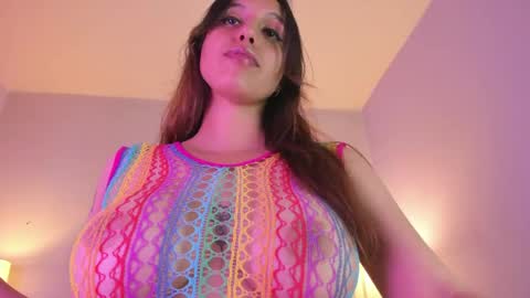 Snapshot of daniiw_ chatting on May 24, 8:36 pm SoyDaniiw online show from May 24, 8:36 pm