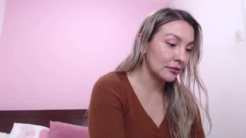 K A R O L online show from December 4, 2:31 am